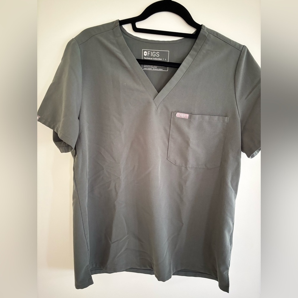 FIGS Charcoal V-Neck Scrub Top